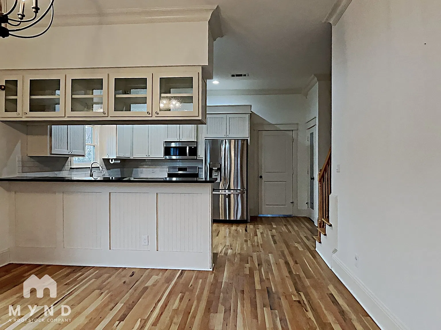 4 bed, 2.5 bath, 2525 sqft, $3,395 — Photo 3