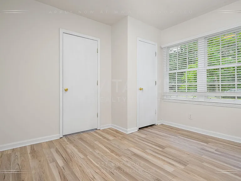 2505 Robin Hood Dr — Photo 20