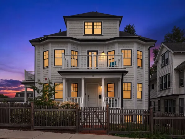 8 Sycamore St #C, Somerville, MA 02143