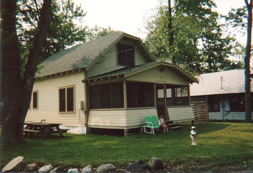 1st image of 74 Lakeshore Dr