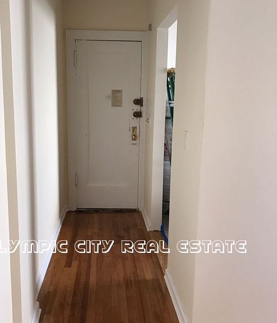 2nd image of 4311 49th St APT 4F