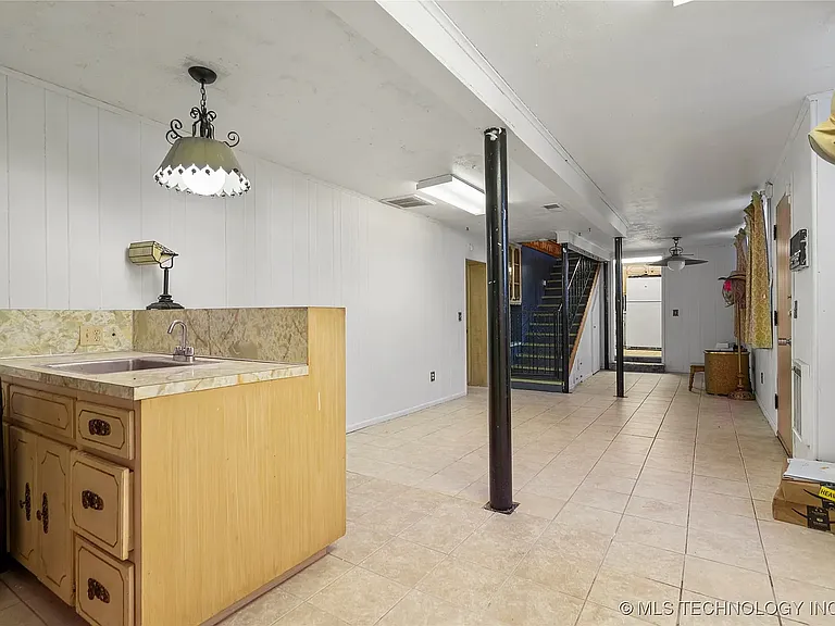 1606 W Archer St #A — Photo 6
