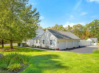 3 Fields Farm Rd, Merrimack, NH 03054