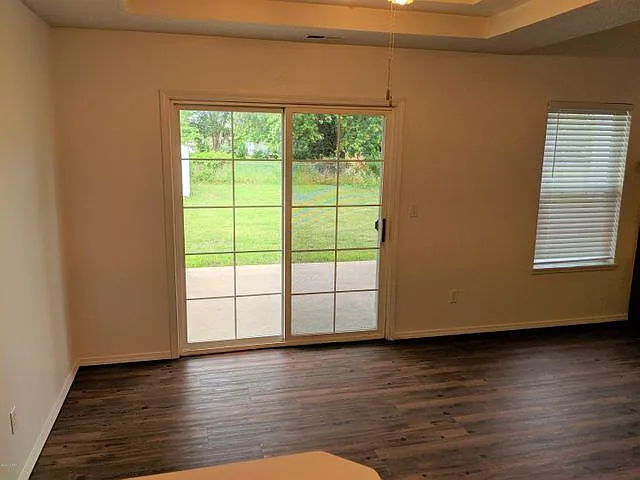 2630 S Highland Ave — Photo 5