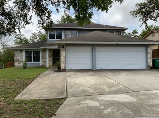 2822 Rim Rock Trl, San Antonio, TX 78251