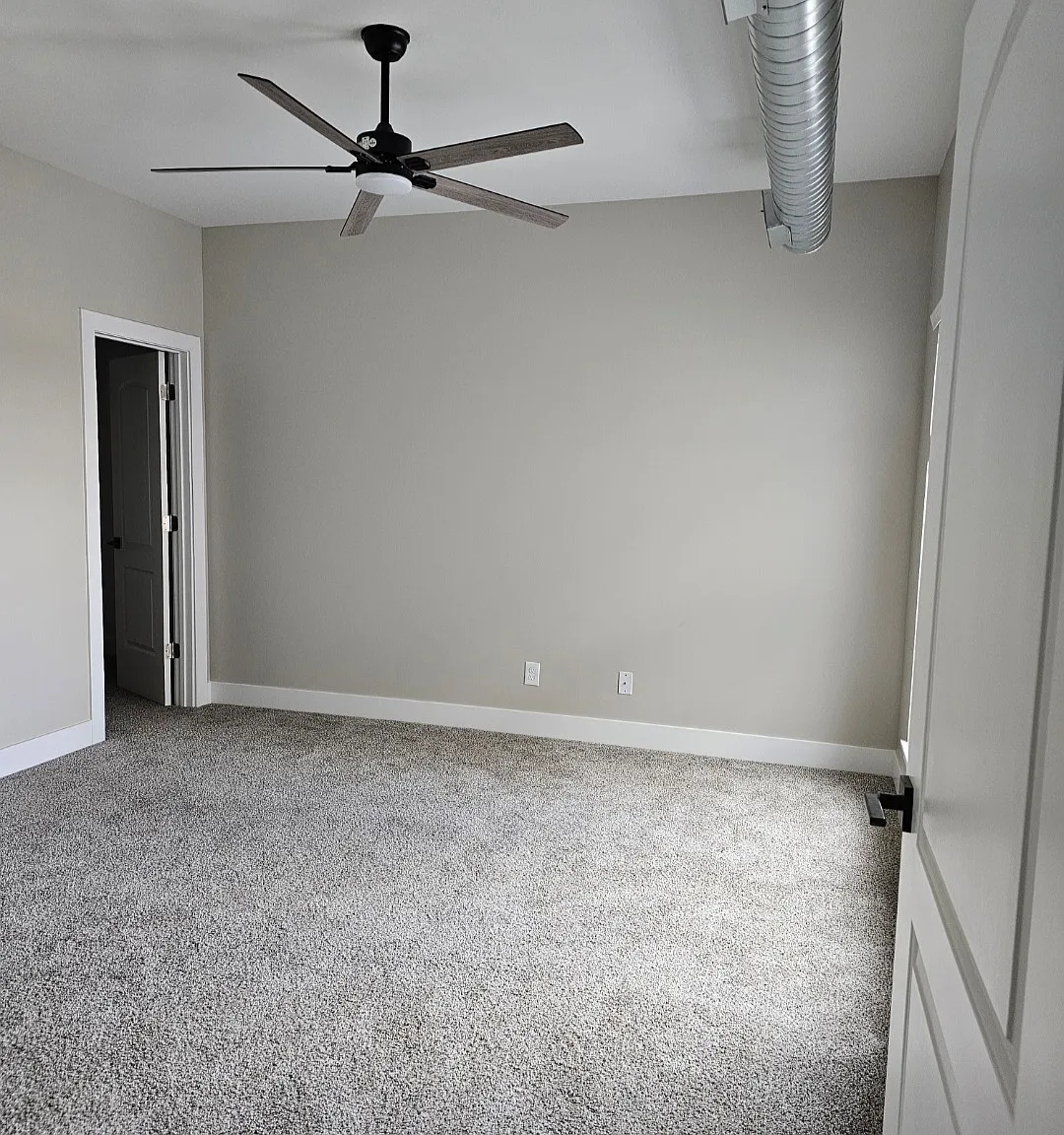 2 bed, 1225 sqft, $2,050 — Photo 3