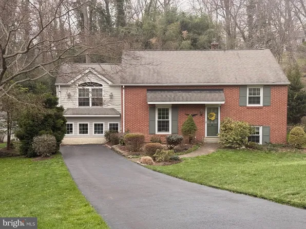 6 Laurel Ln, Glen Riddle, PA 19063