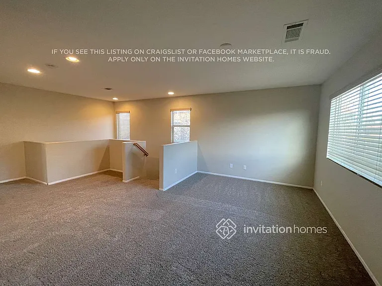 1529 Granville Way — Photo 6