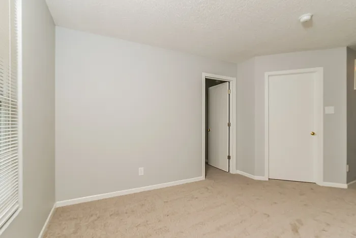 1710 Elijah Blue Dr — Photo 10