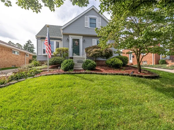 8713 Memphis Villas Blvd, Brooklyn, OH 44144