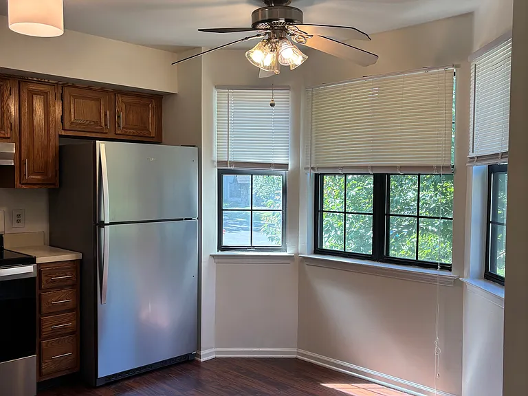 62 Basswood Ct — Photo 10