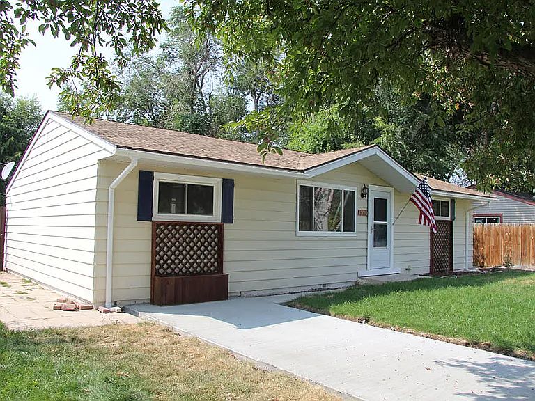 1st image of 1370 Taylor Ave