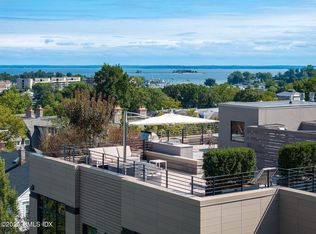 125 Field Point Rd #PENTHOUSE B5, Greenwich, CT 06830