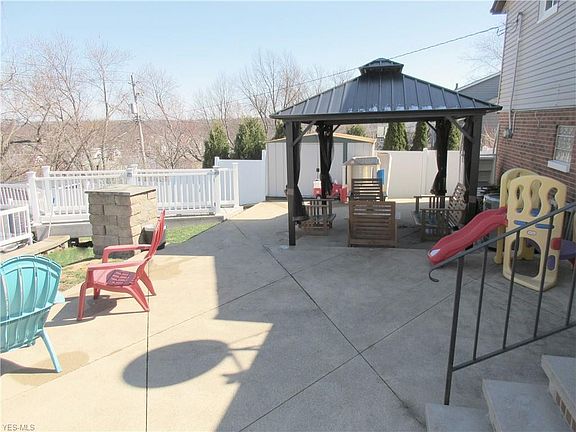 2nd image of 3580 Hetzel Dr