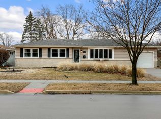 1655 Lin Lor Ln, Elgin, IL 60123