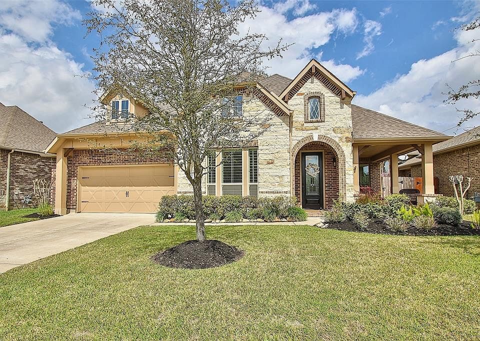 Beautiful brick and stone exterior are absolutely stunning!