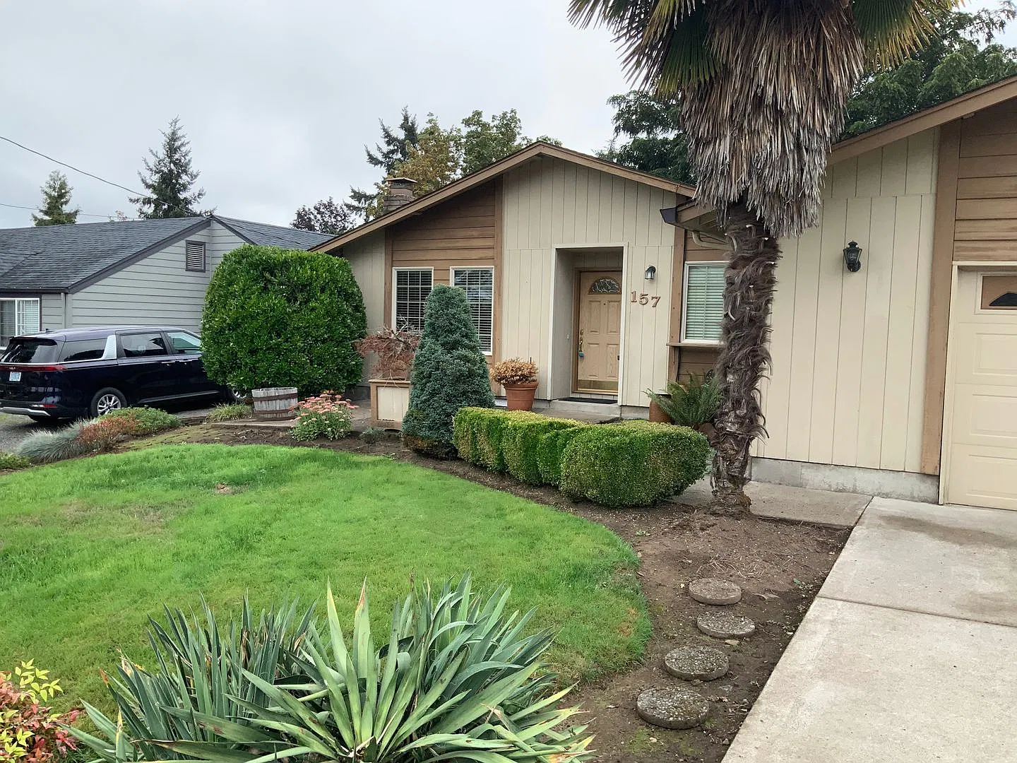 3 Bedroom House in Thurston Neighborhood — Photo 3