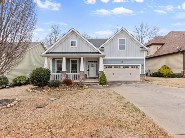 219 Chickadee Trl, Easley, SC 29642