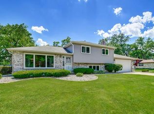 7003 W 110th St, Worth, IL