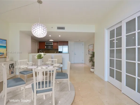 9055 SW 73rd Ct APT 1106, Miami, FL 33156