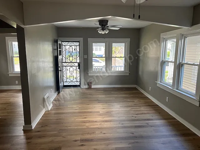 811 Florence Avenue - 1 — Photo 3