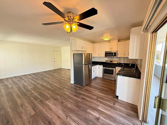 4th image of 5260 Corteen Pl #24