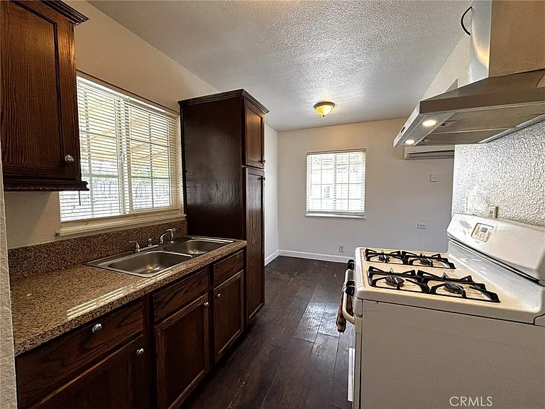 8876 Cypress Ave #3 — Photo 9