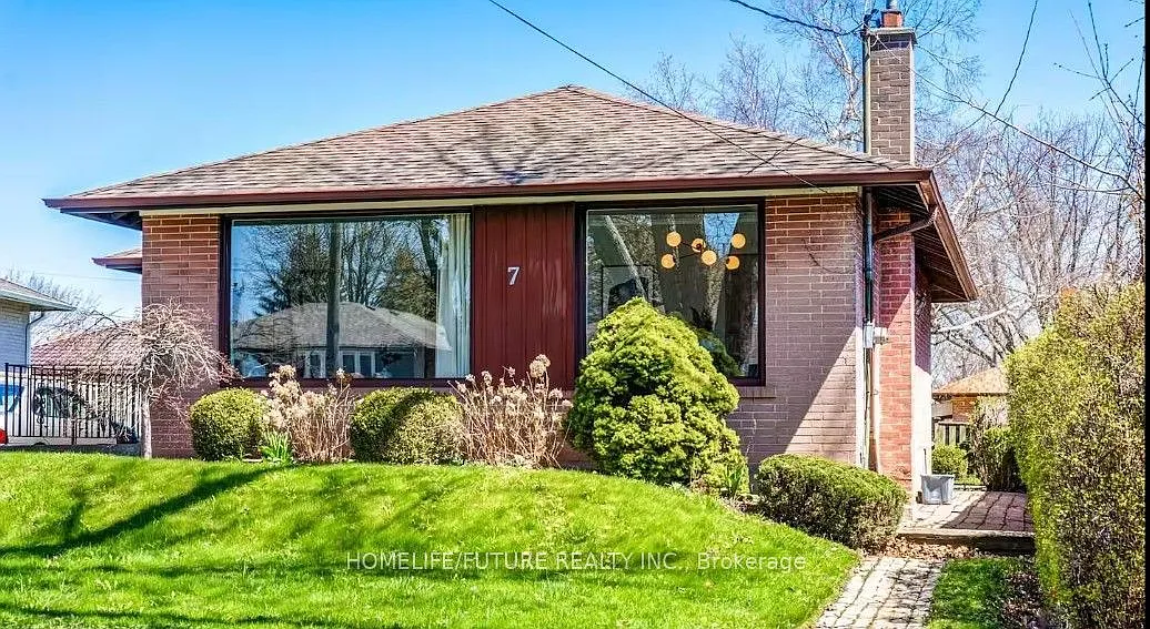 4 bed, $4,200 — Photo 1