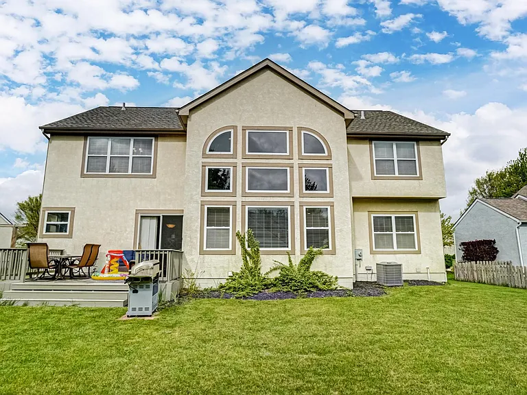 3234 Walkerview Dr — Photo 52