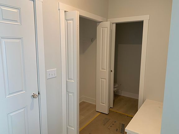 5th image of 4869 Bethpage Dr NW #9