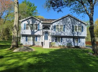 256 Pray Hill Rd, Glocester, RI 02814