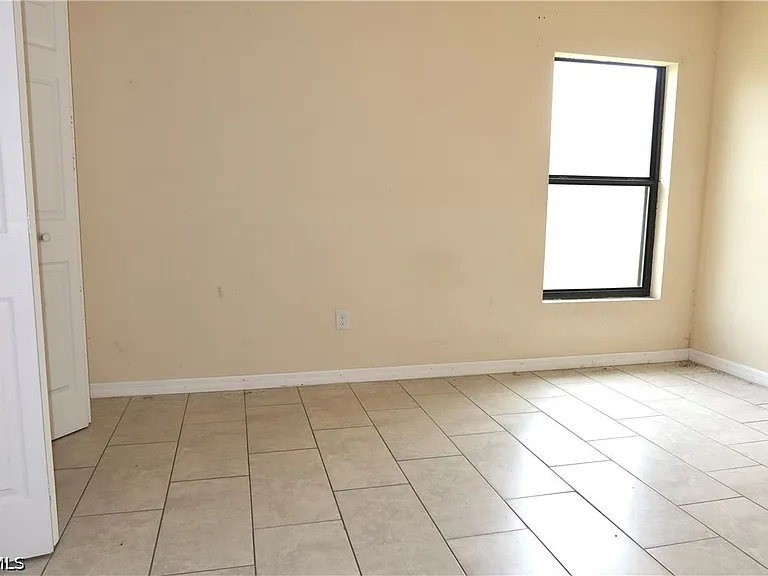 1109 Andalusia Blvd — Photo 9