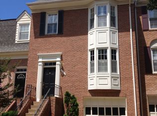 2038 Pieris Ct, Vienna, VA 22182