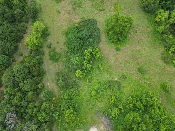 37038 Stone Ridge Dr #8, Tecumseh, OK 74873