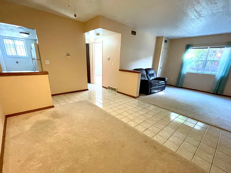 420 S Aiken Ave #2 — Photo 1