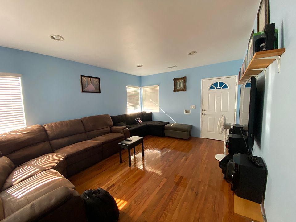 1st image of 6115 Melvil St