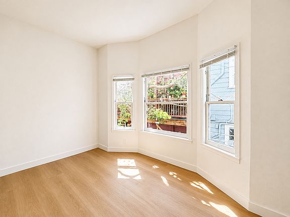 5th image of 1715 Webster St #202