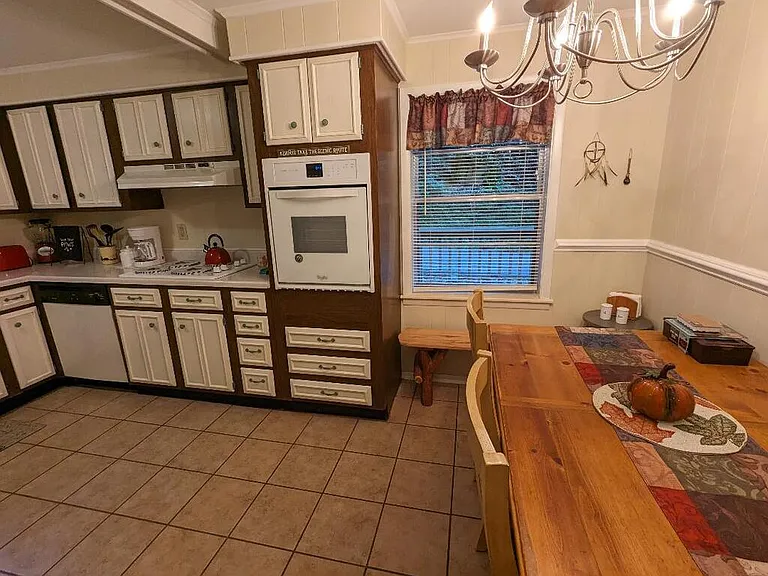 305 Shields View Dr — Photo 7