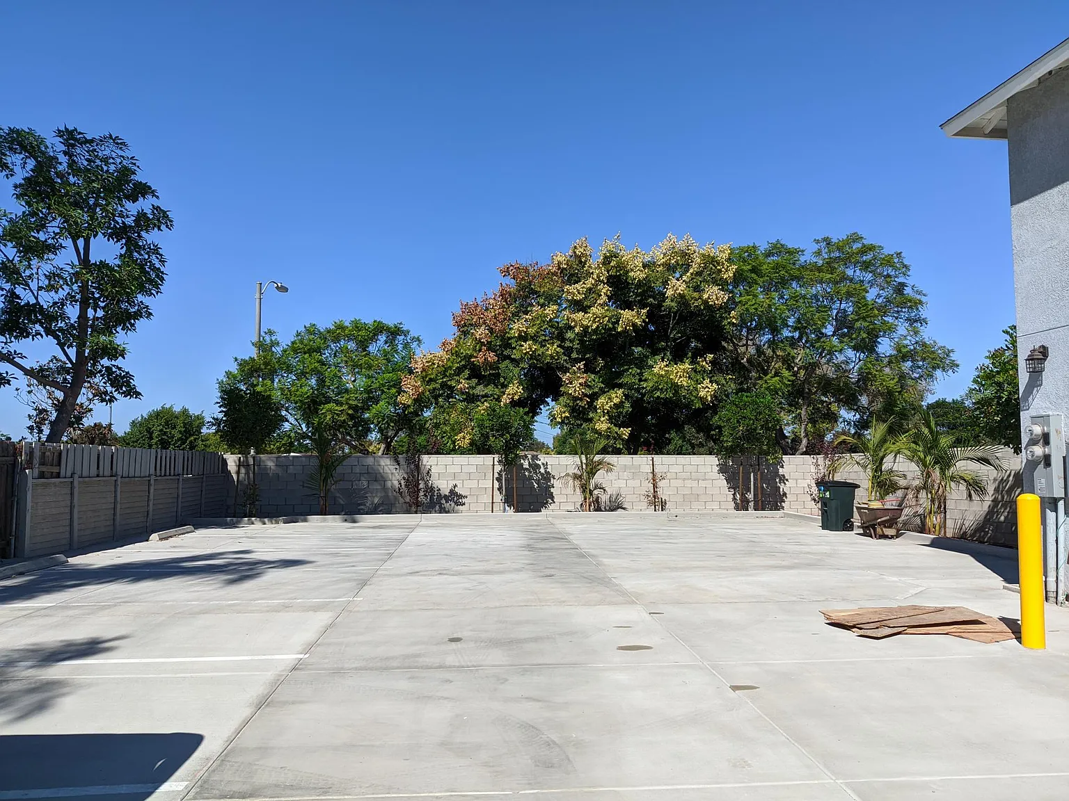 7310 Hyatt St — Photo 3