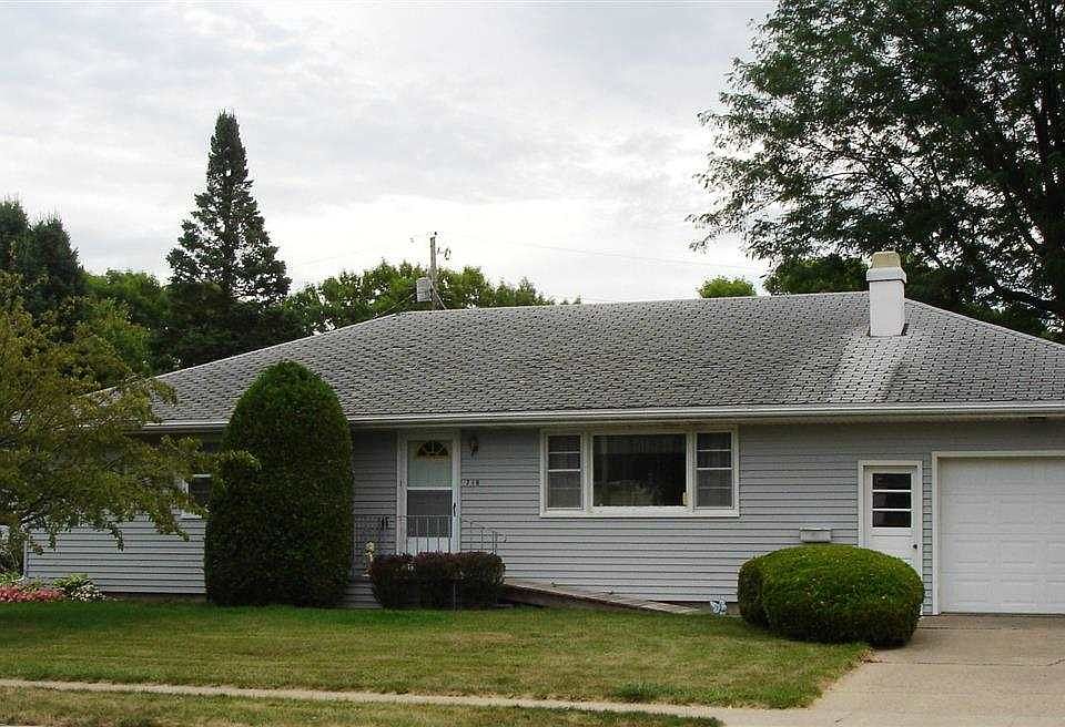 1st image of 718 S 9th Ave
