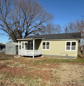 1004 Summitt St, Henryetta, OK, 74437