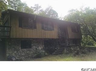 39 Bluff Cove Rd, Weaverville, NC 28787