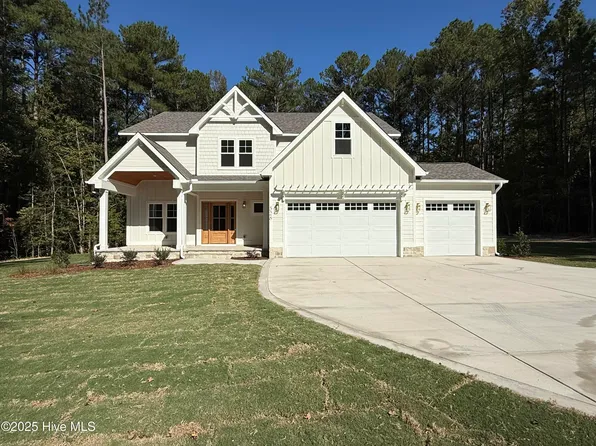 528 Belcroft Drive, Carthage, NC 28327