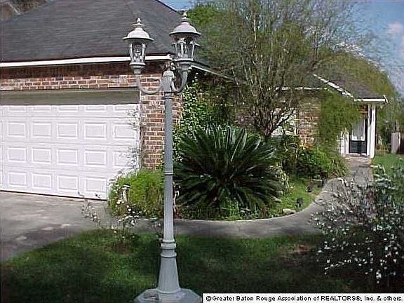 4th image of 17134 Old Jefferson Hwy