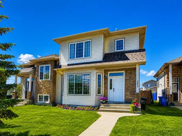 253 E Grosbeak Way, Wood Buffalo, AB T9K 0L8