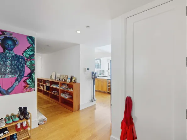 130 West 30th Street image 7 of 18