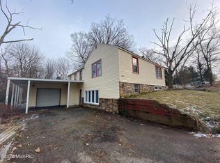 3615 Laird Ave, Kalamazoo, MI 49008