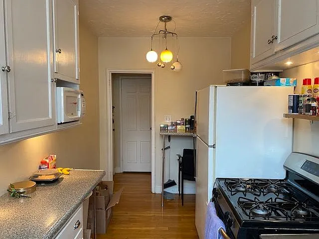 339 Tappan St #5 — Photo 12