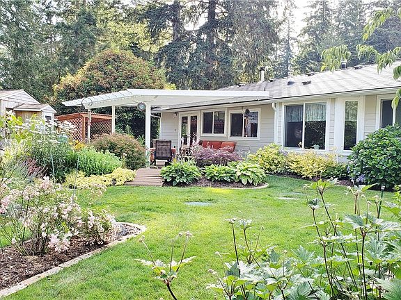 3rd image of 3440 Gonzaga Ct SE