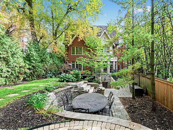 5th image of 516 Vesta Dr